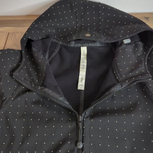 Lululemon Apres Black White Polka Dot Rain Jacket Hood SZ 6 - Picture 3 of 16